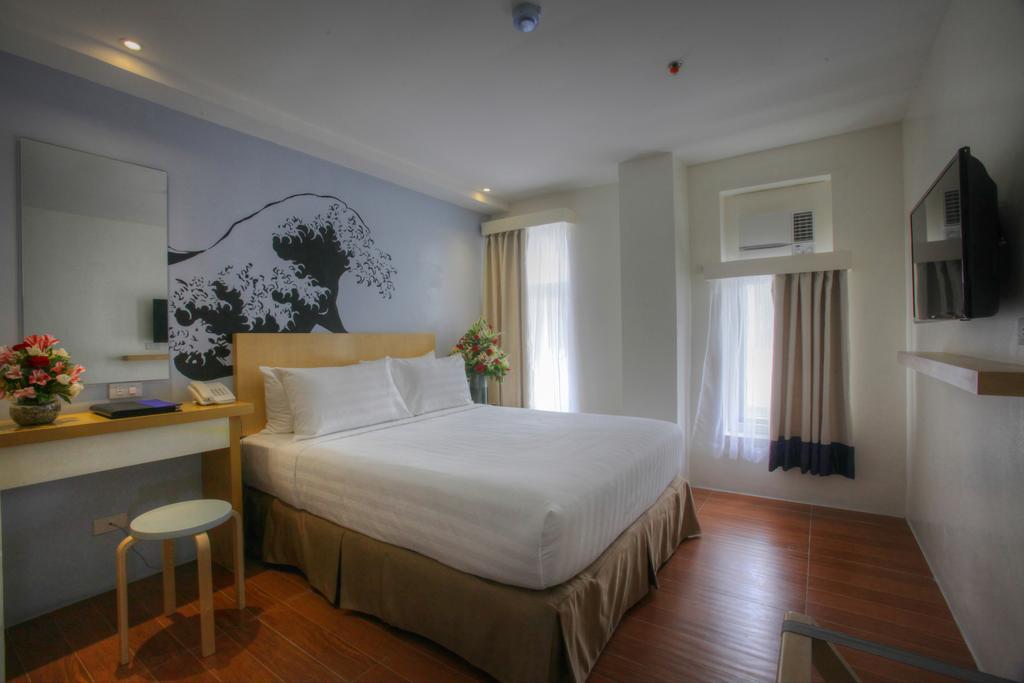Fersal Hotel Makati Avenue Makati City Bagian luar foto